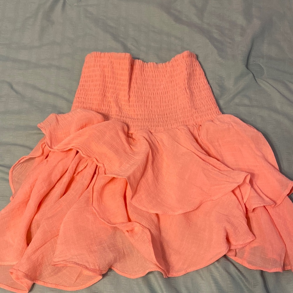 peach pink mini ruffled skirt!!